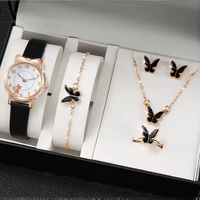 Nouvelle Arrivée Montre Femme à Quartz Analogique Tendance Design Chat Mignon Étoile Lune Verre Bracelet Cuir Cadran 28mm Date Automatique