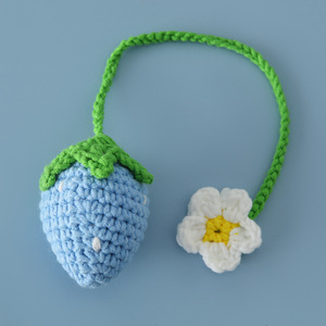 DREA Wholesale Custom Wool Crochet Strawberry Pendant Crafts Fashion Knitting <b>Artificial</b> Strawberry <b>Flowers</b> - Product Image 2