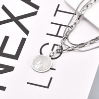 Collier pendentif géométrique pour femme, style superposé, bijoux en gros, accessoire de mode pour usage quotidien pour femme, vente en gros