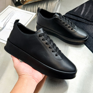 Scarpe da Uomo Autunno Novità Traspiranti di Tendenza per Studenti Versatili con Suola Spessa Piccole Bianche da Ginnastica Sportive alla Moda Novità Primavera - Product Image 3