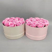 Kotak Kemasan Hadiah Silinder Bulat dari Kertas Daur Ulang Ramah Lingkungan Warna Ivory Pink dengan Finishing Matte untuk Ulang Tahun Pernikahan Dapat Disesuaikan