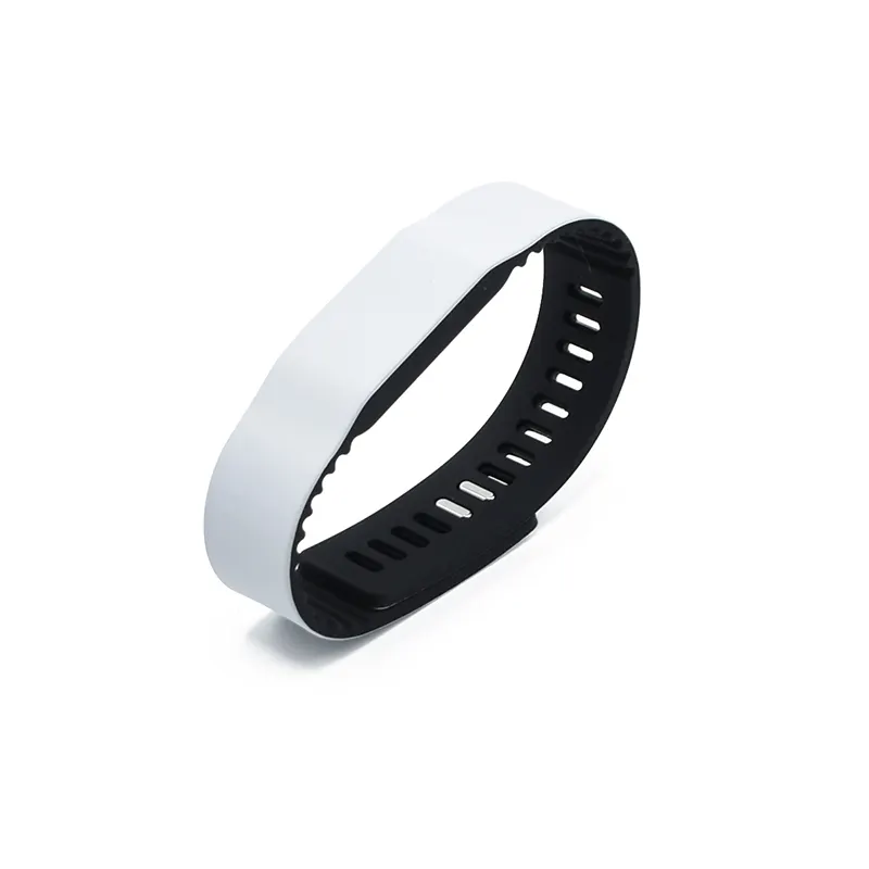 Passive 13.56mhz Waterproof Silicone RFID NFC Bracelet Wristband For Water Park