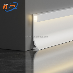 <span class=keywords><strong>Plinthe</strong></span> Fabricant Installation pratique Câblage caché Moderne en alliage d'aluminium Résistant à l'eau Plinthes Lumières Fond - Product Image 3