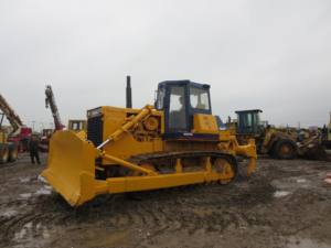 Offre Spéciale fabriqué au Japon à vendre a utilisé le bouteur D155A-2 chenille de KOMATSU D85A D85P - Product Image 4