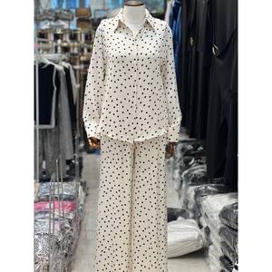 Elegante Conjunto de Camisa de Satén para Mujer, Traje de Pantalón con Botones Delanteros y Manga Larga, 100% Poliéster, Ropa de Moda - Product Image 1