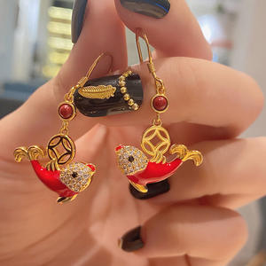 Orecchini pendenti a forma di animale in oro E2102 con incastonatura a castone in cristallo e strass, stile carino per l'uso quotidiano da donna - Product Image 4