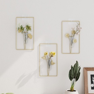 Vase hydroponique mural en fer de style nordique, luxe léger, sans perçage, décoration moderne pour salon, élégant au mur - Product Image 2