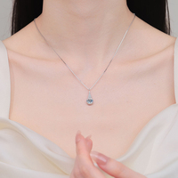 Collar con colgante de moissanita de corte ovalado en forma de lágrima de plata de ley 925, con cadena de eslabones con halo engastado, chapado en rodio/platino, moderno