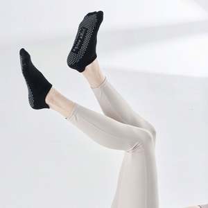 Custom Logo Anti-slip Fitness Sport Women Socks High Quality Pilates Grip Socks Gym Yoga - Product Image 4