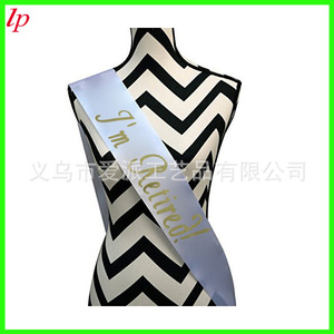 Cinta de satén blanca para el hombro con la inscripción 'I'm Retired', accesorio para fiesta de jubilación LPP4236 - Product Image 2