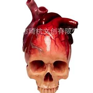 Heart <b>Skull</b> Resin Ornament Creative Halloween <b>Decoration</b> Indoor Desktop Gift Durable Synthetic Resins - Product Image 4