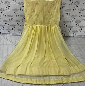 Robe Anarkali de créateur de qualité supérieure avec broderie et travail de séquence disponible au prix d'exportation - Product Image 4