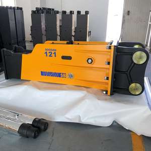 Martillo Hidráulico SB121 Tipo Caja con Cinceles de 155 mm para Excavadoras de 28-35 Toneladas, CALIDAD PREMIUM PARA ACTIVIDADES DE DEMOLICIÓN - Product Image 1