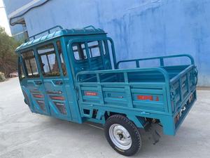 Tricycle électrique en acier 60 volts personnalisé en usine avec cabine fermée, caisse de chargement robuste, puissance supérieure à 1000W, <span class=keywords><strong>4</strong></span> portes, intérieur spacieux, <span class=keywords><strong>4</strong></span> places - Product Image 5