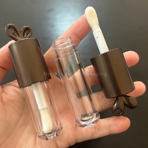 ISMAN En gros Tubes vides de 4 ml pour brillant à lèvres et huile à lèvres, design <span class=keywords><strong>lapin</strong></span>, couleur café chocolat, avec grand applicateur et <span class=keywords><strong>crochet</strong></span>, logo personnalisé - Product Image 2