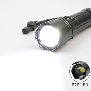 Linterna ultrabrillante de alta potencia de aleación de aluminio <span class=keywords><strong>recargable</strong></span> con zoom P70 <span class=keywords><strong>LED</strong></span> IP55 resistente al agua para acampar - Product Image 3