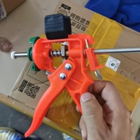 Pistola Aplicadora de Cebo Multidosis de Plástico con Luz, Gel para Control de Plagas, para Trampas de Insectos y Roedores, Uso en Interiores y Exteriores