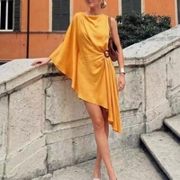 Robe décontractée élégante asymétrique en satin à col rond et boutons pour femme J8 Boutique – Vêtements féminins Vestidos Mujer