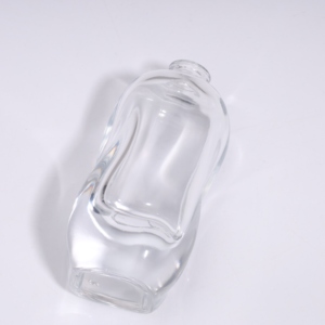 Botella <span class=keywords><strong>de</strong></span> Perfume <span class=keywords><strong>de</strong></span> Vidrio Grueso <span class=keywords><strong>de</strong></span> Diseño Ergonómico <span class=keywords><strong>de</strong></span> 30 ml con Tapa <span class=keywords><strong>de</strong></span> Zamac y <span class=keywords><strong>Atomizador</strong></span> Presurizado <span class=keywords><strong>de</strong></span> 0.13 cc - Product Image 4