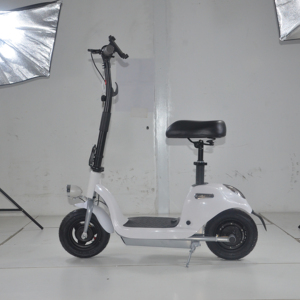 Trottinette électrique pliable pour adultes, légère et portable, idéale pour les déplacements sécurisés – Vente chaude de notre usine chinoise - Product Image 1