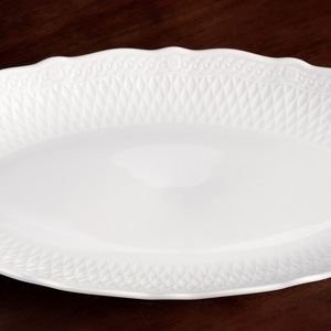 Plato de cerámica para pescado de la serie White Moonlight, ovalado de 16 pulgadas con base para calentar en el hogar y uso en restaurantes. - Product Image 2
