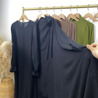 Mode musulmane modeste : Ensemble Abaya et Khimar en polyester infroissable, longueur ras du sol, manches longues, anti-rétrécissement (6778+2339)