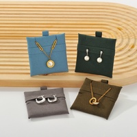 Kartu Display Perhiasan Anting Kalung Gelang dari Bahan Suede Mikrofiber Warna-warni, Stylish dan Dapat Disesuaikan, untuk Kemasan Kotak Hadiah Premium