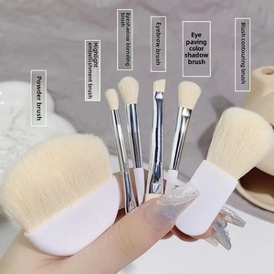 Otros Artículos de Uso Diario, Set de Brochas de Maquillaje Portátiles para Principiantes, Mini Brochas para Polvo, Difuminado, Contorno, Corrector y Puntos - Product Image 2