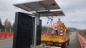 5 ألوان إشارات المرور شاشات مقطورة محمولة على علامة رسالة متغيرة شاشة عرض VMS - Product Image 6