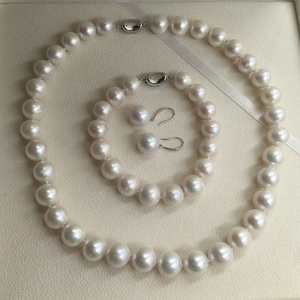 Set di Gioielli di Perle Naturali di Buona Qualità, Collana da 16 Pollici, Bracciale e <span class=keywords><strong>Orecchini</strong></span> in <span class=keywords><strong>Argento</strong></span> 925, Gioielli con Perle d'Acqua Dolce Rotonde da 9-11 mm - Product Image 3