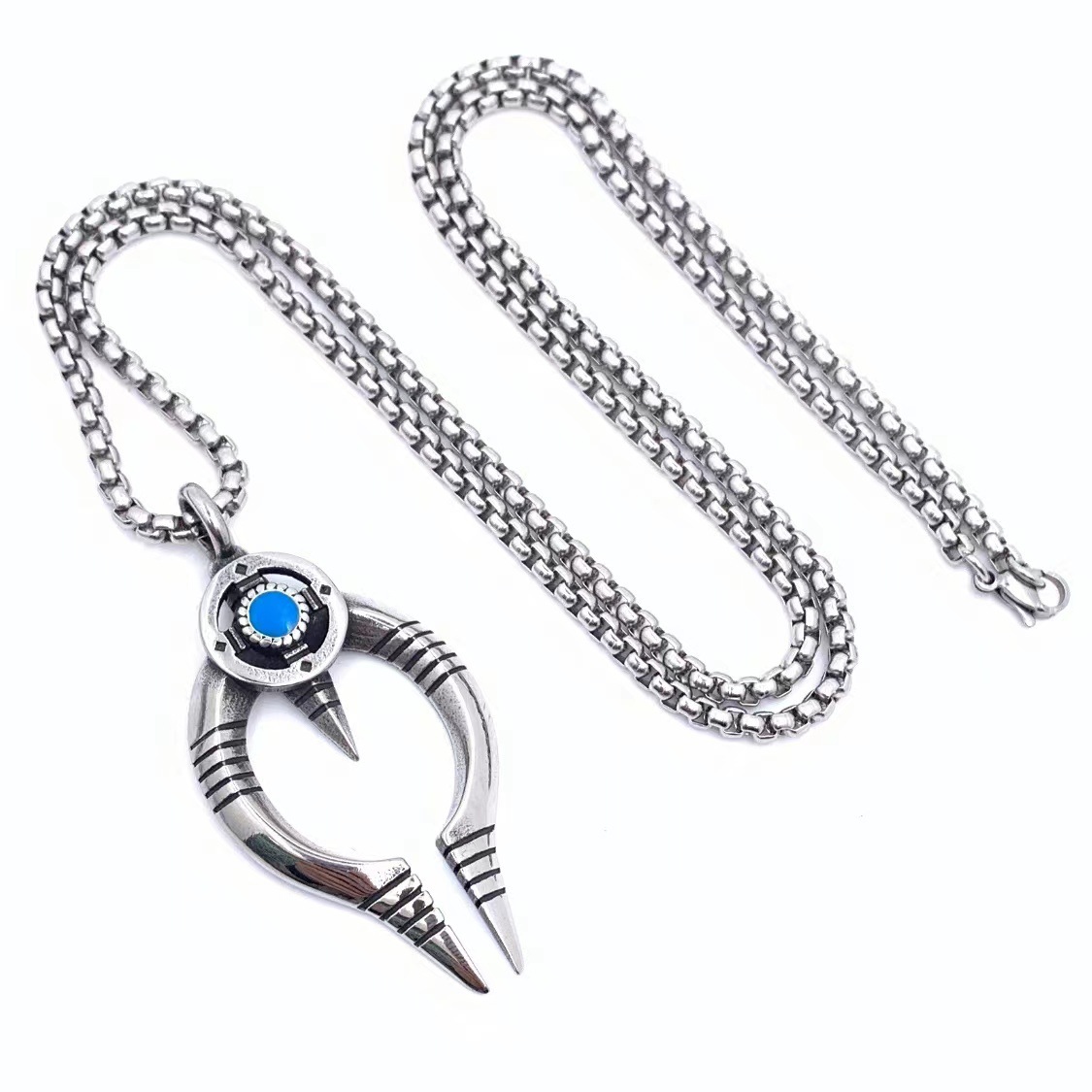Blue stone pendant with a 60cm long chain