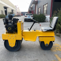Compacteur routier tandem YSW070H de 700 kg avec tambour en acier de 530 mm