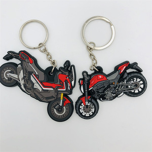 Portachiavi a Forma di Casco di Sicurezza, Souvenir per <span class=keywords><strong>Moto</strong></span>, Portachiavi 3D in PVC Morbido, Portachiavi Personalizzato in Gomma PVC per <span class=keywords><strong>Moto</strong></span> - Product Image 3