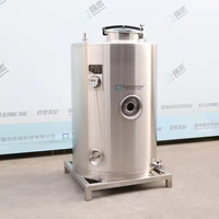 Couvercle de manhole en acier inoxydable poli avec valve de sortie, réservoir de stockage vertical avec cadre de support et ports supérieurs