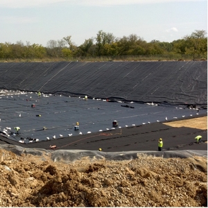 Géomembrane HDPE de revêtement de lac artificiel Anti-UV pour les applications de pisciculture et de barrage Valeur rentable de cycle de vie de 1mm d'épaisseur - Product Image 6