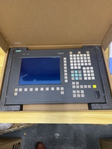 แผงควบคุม SINUMERIK รุ่น OP 010C หมายเลข 6FC5203-0AF01-0AA0 - Product Image 2