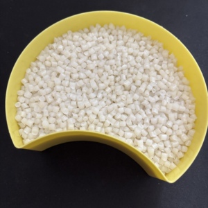 Résine recyclée vierge HDPE/LDPE/LLDPE/granules polyéthylène haute densité de qualité alimentaire et film - Product Image 1