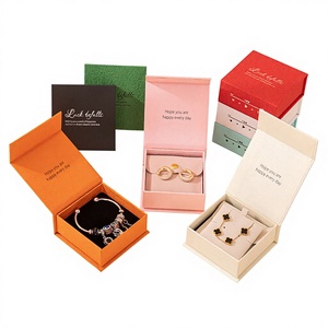 Nouveau Bracelet de Luxe pour Femme, Breloque Éléphant Tendance, en Alliage de Zinc Plaqué Argent, Motif Papillon Doré, Idéal pour Soirée entre Amies - Product Image 4