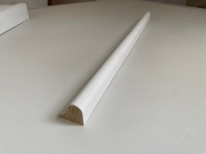 Best Seller Premium White Primed Rot Resistant Interior Pine Mouldings Finger-Joint Baseboard Wood Frame for Hotels Hospitals - Product Image 4