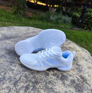 D29 Zapatos de porristas blancos Danza Entrenamiento Atlético <span class=keywords><strong>Tenis</strong></span> Transpirable Competición de baile juvenil Zapatillas de deporte cómodas - Product Image 1