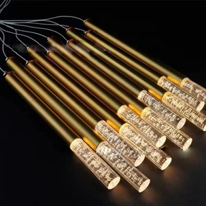 Luces LED de techo ordic para decoración del hogar, barra de luz de acrílico dorado minimalista y creativo de 10 cabezas para boda - Product Image 1