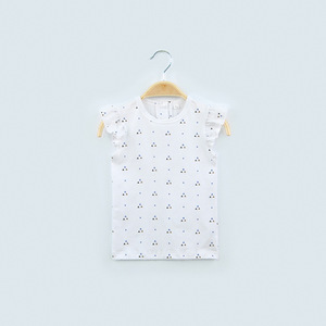 เสื้อยืดเด็กแขนระบายลายกราฟิก เนื้อผ้านุ่ม ใส่สบายสำหรับฤดูร้อน MOQ ต่ำ - Product Image 5