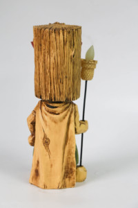 Estatua Hawaiana de Guerrero Tiki con Antorcha para Decoración de Bares y Patios - Product Image 4
