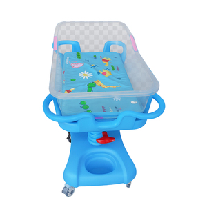 Cuna Médica de Plástico para Bebés, Resistente, Móvil, Transparente, para Uso en Clínicas y Hospitales Neonatales - Product Image 4