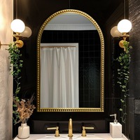 Miroir mural cintrée vintage orné, miroir décoratif en verre pour salle de bain, salon, entrée