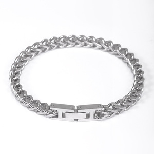 Nuevo Modelo <span class=keywords><strong>de</strong></span> Verano: Pulsera Cubana <span class=keywords><strong>de</strong></span> Acero Inoxidable Estilo Hip-Hop para Hombre con Imponente Cierre Plegable Franco - Product Image 1