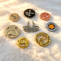 Plaque Métallique Carrée Professionnelle pour Gravure de Logo, Idéale pour la Promotion de Marque, Badges Métalliques Personnalisés
