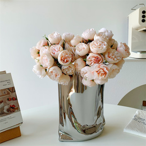Qingyu Chronicle - Ramo de 27 Mini Peonías de Seda, Flores Artificiales con Jarrón para Decoración del Hogar y Bodas - Product Image 3