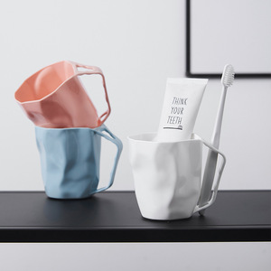 Plastic Toothbrush <strong>Cup</strong> with Brush Slot,, Kids Tooth Rinse <strong>Cup</strong>, Creative Couple Toothbrush Holder with Built-in Brush Rack - Product Image 3
