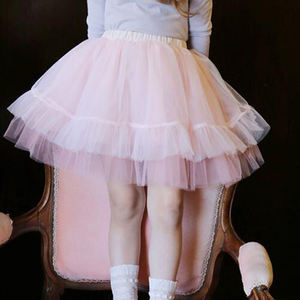 Robes de mariée pour enfants de Yiwu, robes de demoiselle d'honneur blanches à fleurs - Product Image 4